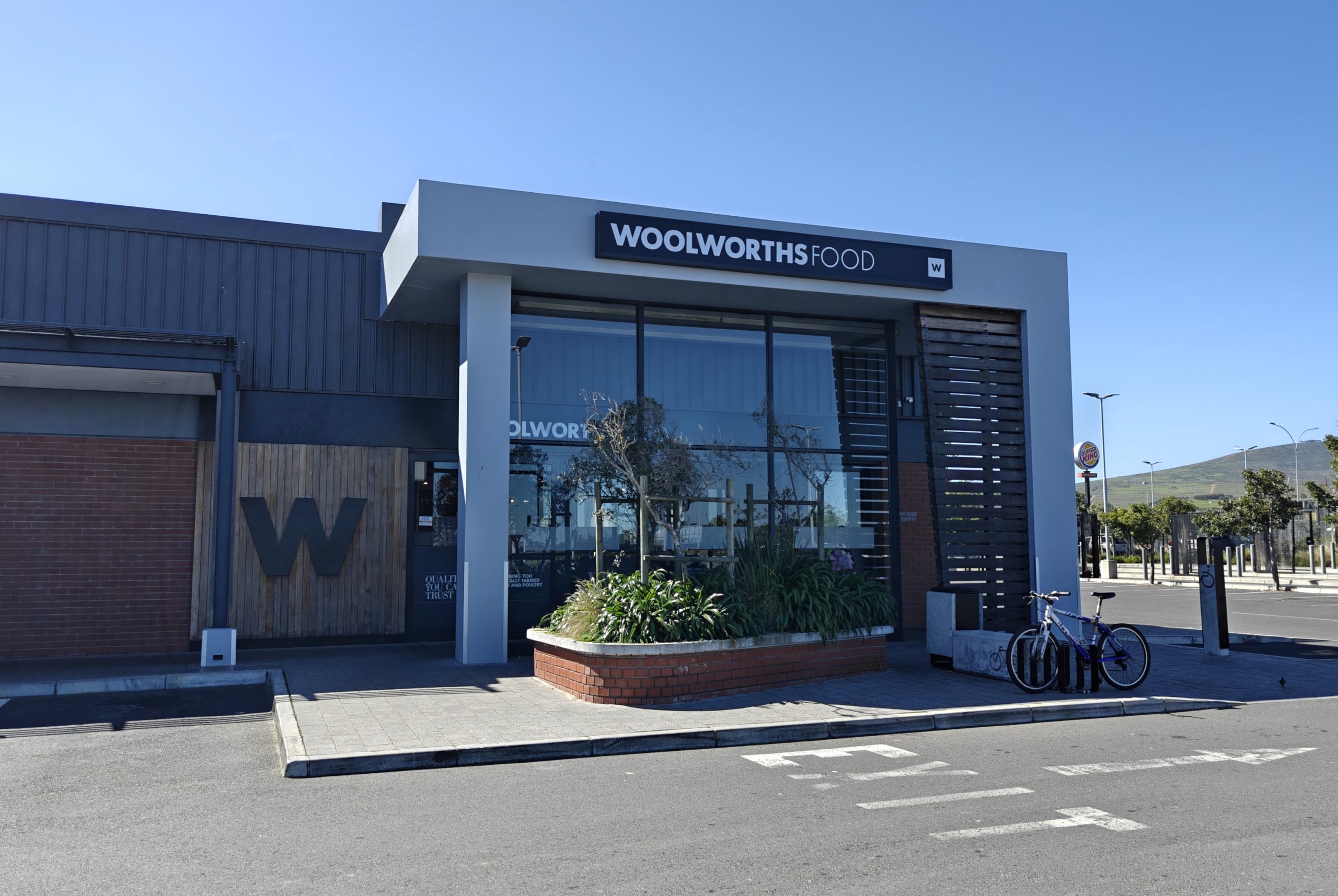 Woolworths Customer Assistants x10: Foods 2026 | Apply for 10 Full-Time Retail Jobs in Durban